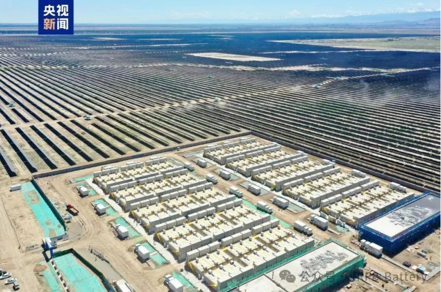 全球首套GWh全钒液流新型储能项目在新疆吉木萨尔并网发电